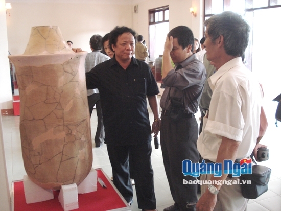 4. Mộ chum, nét đặc sắc trong văn hóa Sa Huỳnh, thu hút nhiều du khách và nhà nghiên cứu