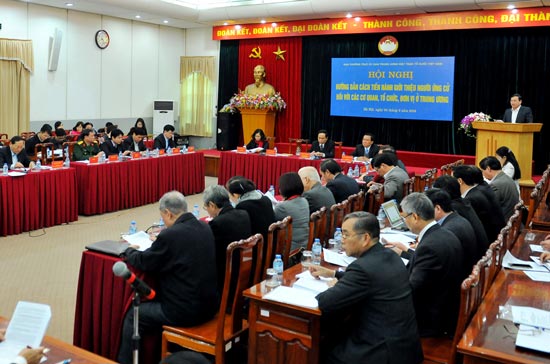 Phó Chủ tịch - Tổng thư ký Ủy ban TƯ MTTQ Việt Nam Vũ Trọng Kim phát biểu khai mạc hội nghị