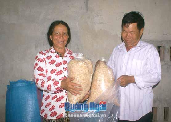 Ruốc sấy khô xuất khẩu của cơ sở chế biến hải sản Bình Châu chuẩn bị xuất xưởng.    