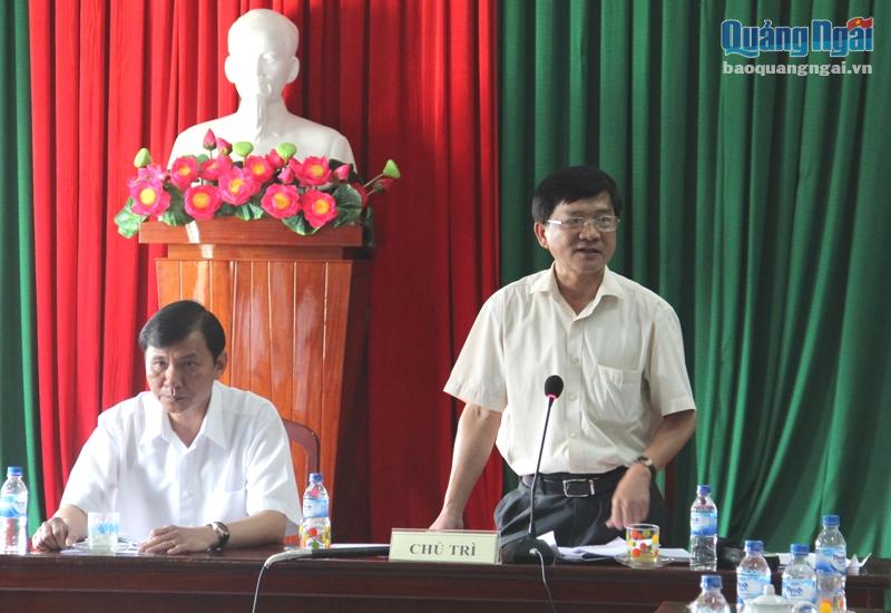 Chủ tịch UBND tỉnh Trần Ngọc Căng phát biểu chỉ đạo tại cuộc họp.