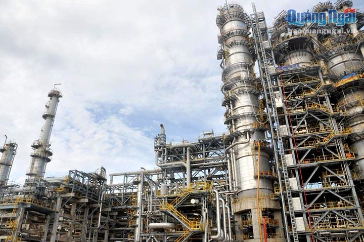 Nhà máy lọc dầu Dung Quất- Thương hiệu Quốc gia
