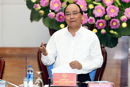 Thủ tướng Nguyễn Xuân Phúc yêu cầu huy động, đa dạng hóa nguồn lực ứng phó với BĐKH. Ảnh: VGP/Quang Hiếu