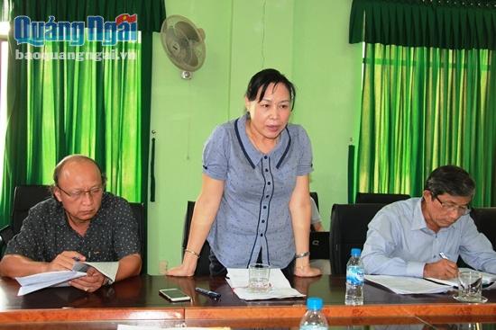 Đồng chí Trương Thị Xuân Hồng - Phó Chủ tịch HĐND tỉnh kết luận tại buổi giám sát bầu cử ở huyện Trà Bồng.