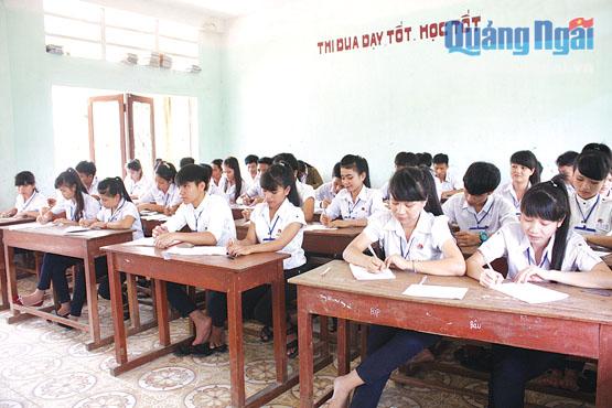  Học sinh Trường THPT DTNT tỉnh nỗ lực học tập góp phần nâng cao chất lượng GD&ĐT.