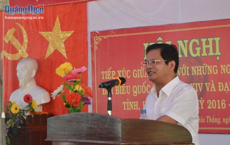 Bí thư Tỉnh ủy, Chủ tịch HĐND tỉnh Lê Viết Chữ trình bày chương trình hành động.
