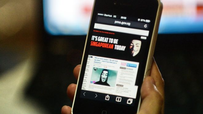 Trang mạng của Thủ tướng Singapore Lý Hiển Long đã bị nhóm Anonymous tấn công năm 2013.