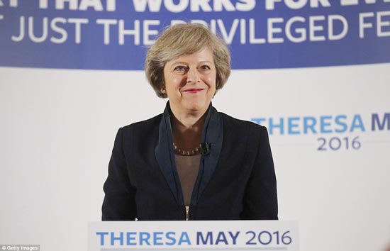 Bà Theresa May trở thành tân Thủ tướng Anh.