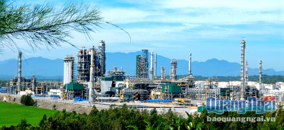 Nhà máy lọc dầu Dung Quất là hạt nhân để hình thành Trung tâm hóa dầu, Trung tâm năng lượng Quốc gia tại KKT Dung Quất.