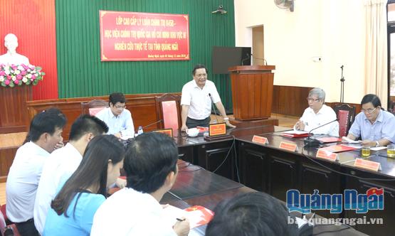 Ủy viên Ban Thường vụ Tỉnh ủy, Trưởng Ban Tổ chức Tỉnh ủy Nguyễn Chín phát biểu tại buổi làm việc