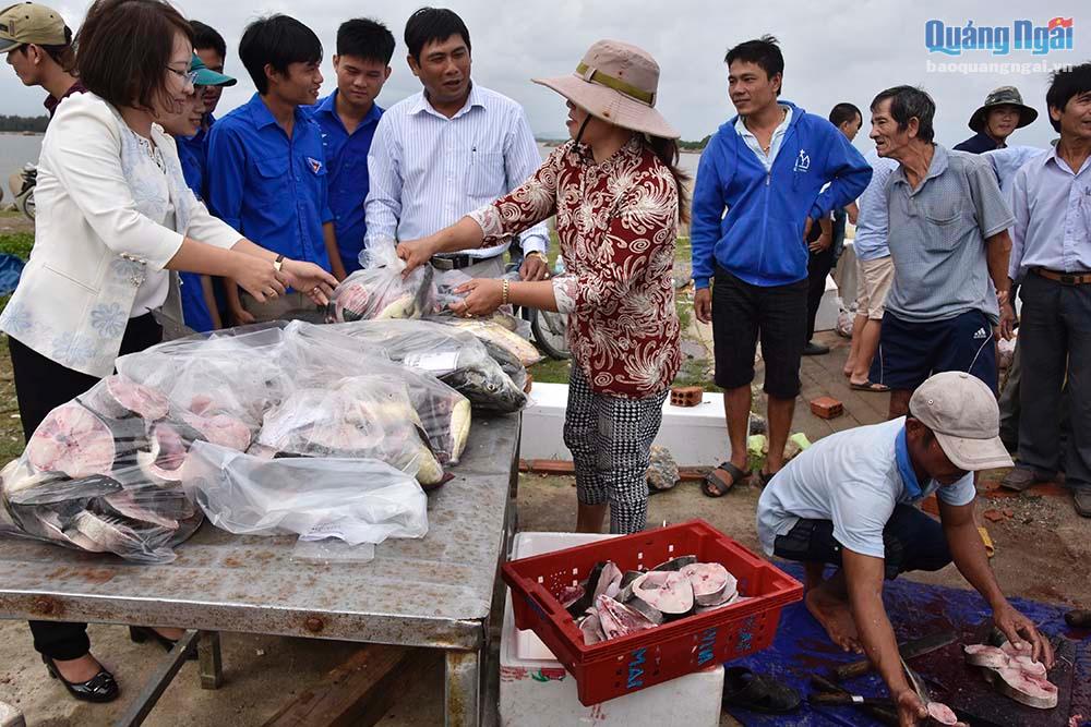 Lãnh đạo huyện Bình Sơn