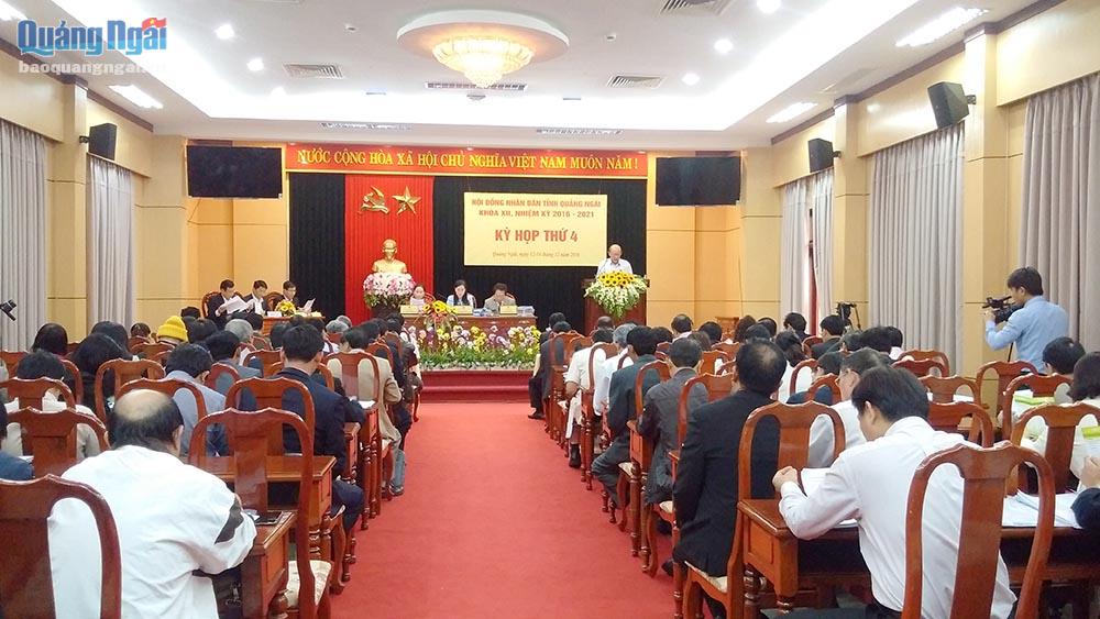 Quang cảnh kỳ họp