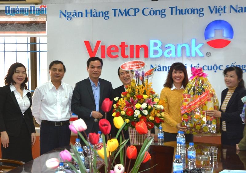 Thăm Ngân hàng Công thương Việt Nam chi nhánh Quảng Ngãi.