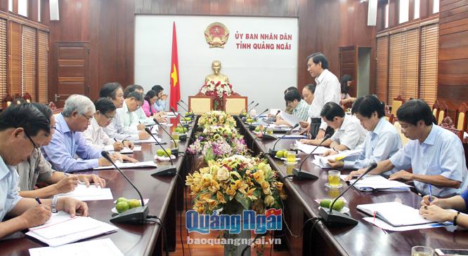  Phó Chủ tịch UBND tỉnh Phạm Trường Thọ phát biểu tại buổi làm việc.