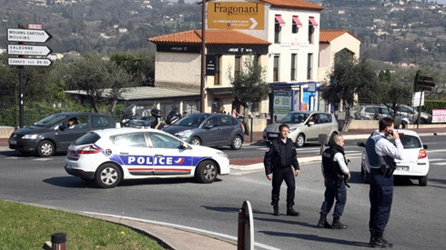  Hiện trường vụ xả súng gây chấn động nước Pháp. Ảnh: AFP