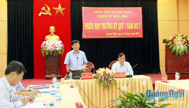Chủ tịch UBND tỉnh Trần Ngọc Căng phát biểu kết luận phiên họp thường kỳ quý I/2017.                                                                                                            ẢNH: PHẠM DANH