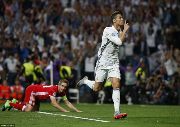 Ronaldo tiếp tục góp công lớn trong chiến của Real Madrid trước Bayern Munich. Ảnh: Reuters