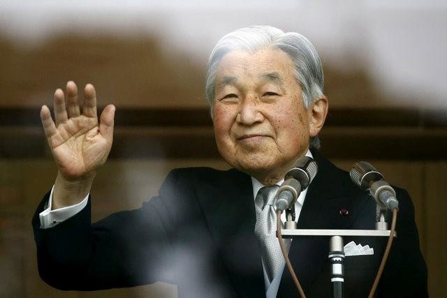  Thời điểm Nhật Hoàng Akihito thoái vị và chuyển giao vương vị vẫn đang được cân nhắc. Lần cuối cùng một Nhật hoàng thoái vị là vào năm 1817 - Ảnh: Reuters