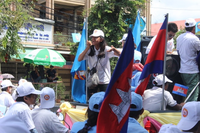 Mặc dù đã tích cực “trẻ hóa” để thu hút cử tri trẻ, Đảng CPP vẫn “lép vế” ở những địa phương lớn như thủ đô Phnom Penh - Ảnh: TIẾN TRÌNH