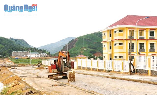 Huyện Sơn Tây tập trung đầu tư phát triển hạ tầng giao thông đô thị.