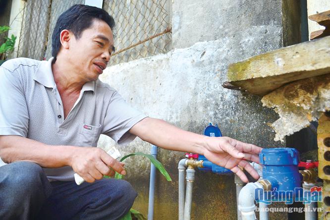 Đến tháng 6.2017, gần 1.000 hộ dân Phước Thiện đã được cấp nước sạch về tận nhà.                                                                                                                                Ảnh: T.L