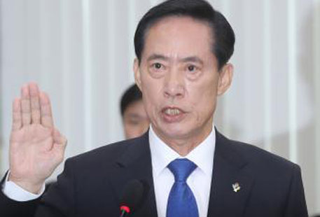 Bộ trưởng Quốc phòng mới được bổ nhiệm của Hàn Quốc Song Young-moo. Ảnh: EPA