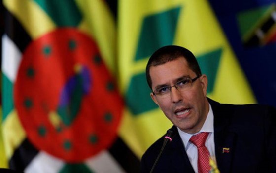 Ngoại trưởng Venezuela Jorge Arreaza cho rằng, “lời đe dọa liều lĩnh” của Tổng thống Donald Trump gây mất ổn định, hòa bình và an ninh khu vực. (Ảnh: Reuters)