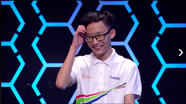  Huy Hoàng tỏ ra khá bẽn lẽn khi được MC của chương trình phỏng vấn trước khi bắt đầu thi đấu, nhưng bước vào thi đấu thì cậu thay đổi hoàn toàn, khiến cho 3 đối thủ còn lại không thể đuổi kịp.