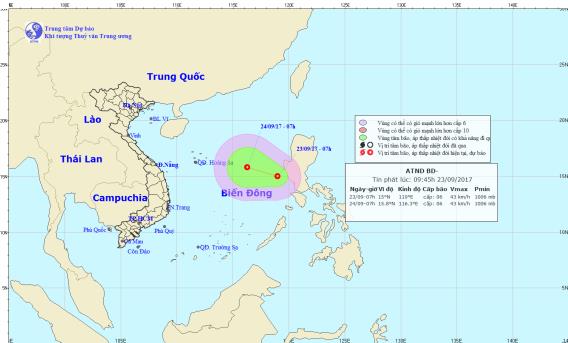 Dự báo vị trí và đường đi của áp thấp nhiệt đới trên Biển Đông. Nguồn: Trung tâm dự báo KTTV trung ương.