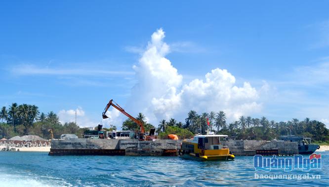 Dự án cầu cảng cập đảo Bé cơ bản hoàn thành, sớm đưa vào sử dụng phục vụ phát triển KT-XH của người dân xã đảo An Bình. ảnh: V.M