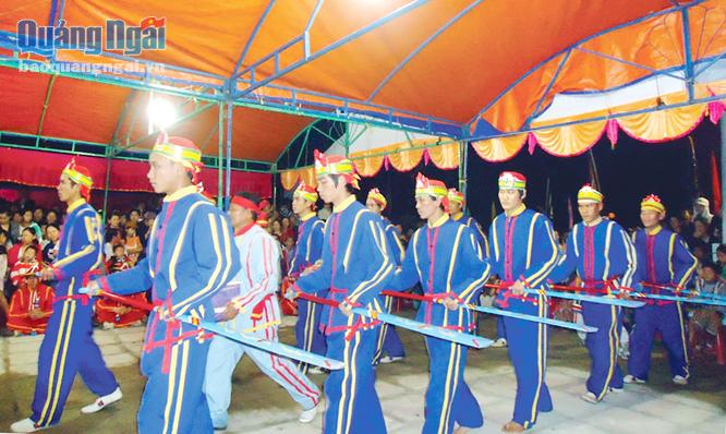 Bình Sơn tiếp tục đầu tư khôi phục các lễ hội văn hóa truyền thống của cư dân ven biển.