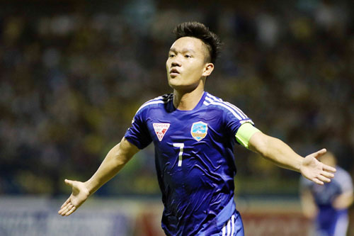 Tiền vệ Đinh Thanh Trung (Quảng Nam) là “Cầu thủ xuất sắc nhất tháng 9”.