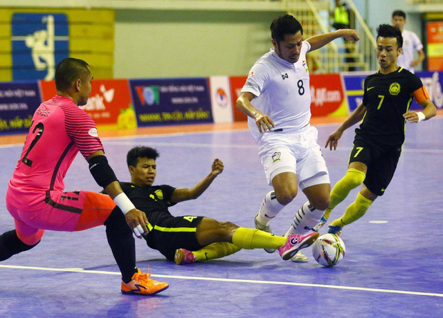  ĐT Futsal Thái Lan đã lội ngược dòng thành công