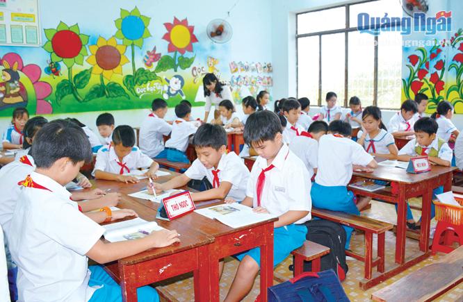 Dạy và học tại Trường Tiểu học Nghĩa Chánh, TP.Quảng Ngãi.