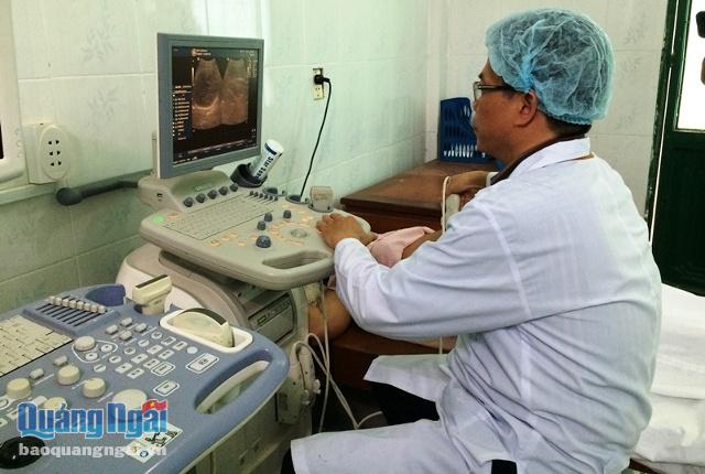 Hiện Trung tâm Y tế huyện Ba Tơ đang găp nhiều khó khăn trong triển khai mổ sản