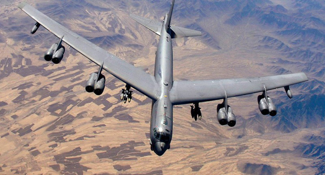 Máy bay B-52