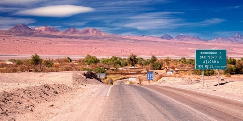 Atacama là sa mạc vô cực khô cằn nhất trên Trái Đất. Nguồn: labicicletaverde.com