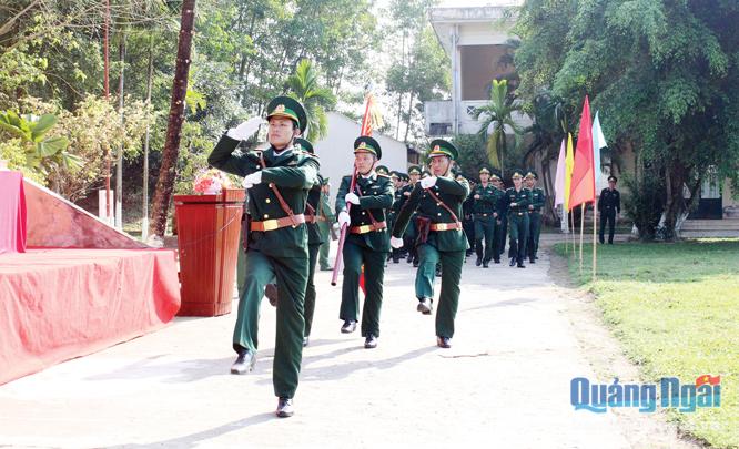 Duyệt đội ngũ trong lễ ra quân huấn luyện năm 2018 của BĐBP tỉnh.    