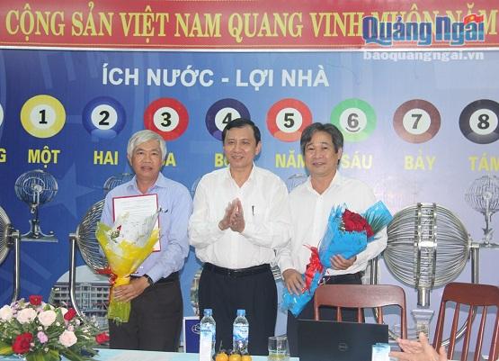 Phó Chủ tịch UBND tỉnh Phạm Trường Thọ trao Quyết định bổ nhiệm 