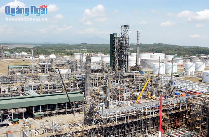 Dự án Nâng cấp mở rộng Nhà máy Lọc dầu Dung Quất đang cần mặt bằng sạch để triển khai thi công.