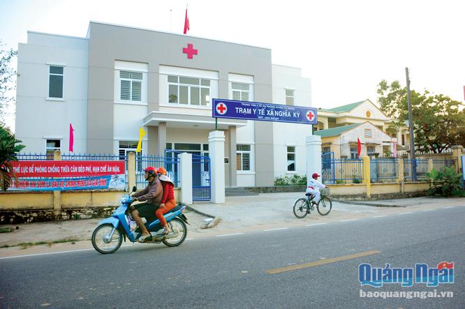 Trạm Y tế xã Nghĩa Kỳ được xây dựng khang trang giúp người dân được chăm sóc sức khỏe tốt hơn.