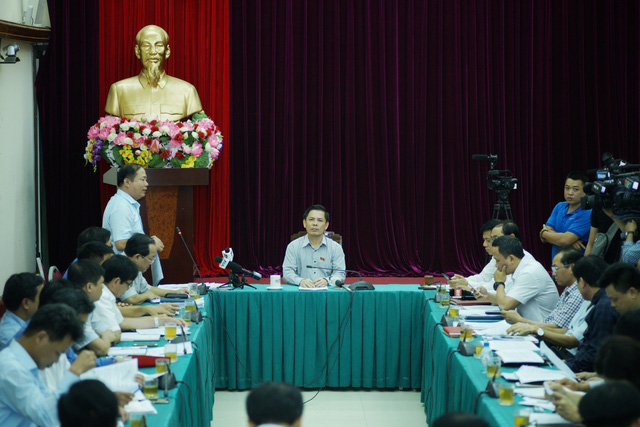 Bộ trưởng Nguyễn Văn Thể: Nếu TNGT còn tiếp tục xảy ra, không biết ngành đường sắt sẽ đi về đâu...