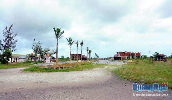 Dự án Khu đô thị mới Phú Mỹ sau 9 năm triển khai đầu tư vẫn chưa hoàn thành.     