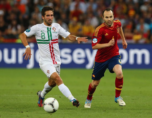   Iniesta và Moutinho tái ngộ nhau kể từ bán kết Euro 2012