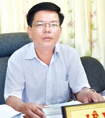 Phó Chủ tịch UBND huyện Lý Sơn Lê Văn Ninh.