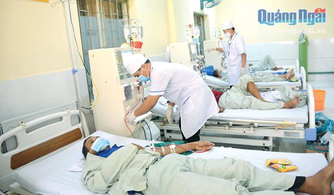  Bệnh nhân chạy thận ở Bệnh viện Đa khoa khu vực Đặng Thùy Trâm.    