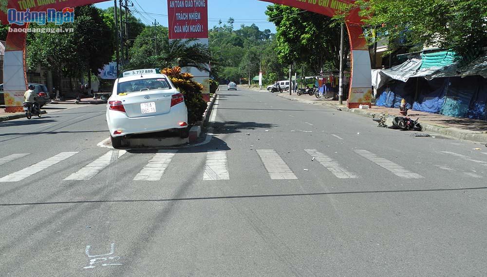 Một vụ TNGT trên đường Phạm Văn Đồng, TP. Quảng Ngãi vào ngày 29.6.2018
