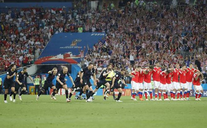 Croatia thắng Nga bằng loạt đá luân lưu 