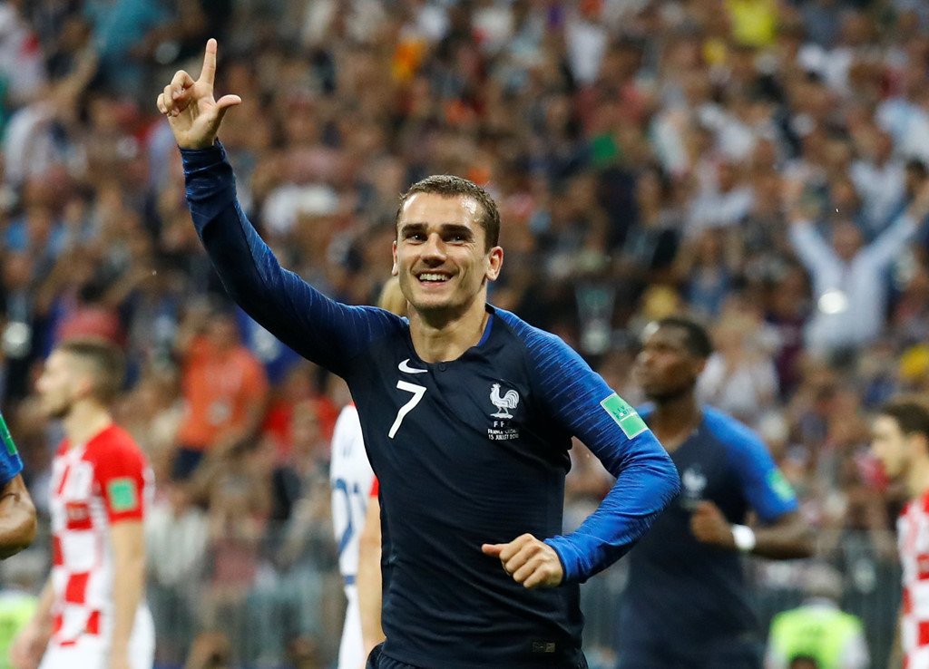 Griezmann đóng góp trực tiếp vào 2 bàn thắng trong hiệp một của "Gà trống".