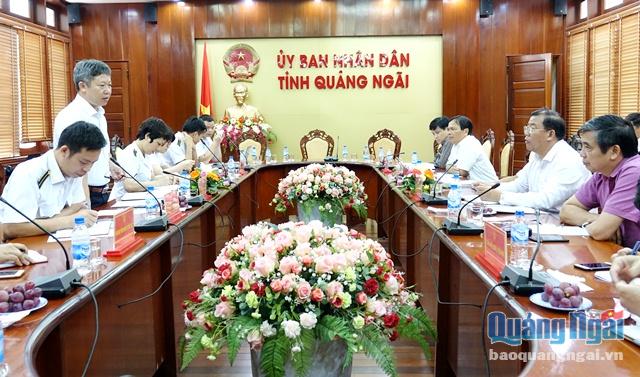 Ông Nguyễn Minh Giang- Trưởng đoàn KTNN về các chính sách ưu đãi đầu tư tại Khu kinh tế Dung Quất phát biểu tại buổi công bố