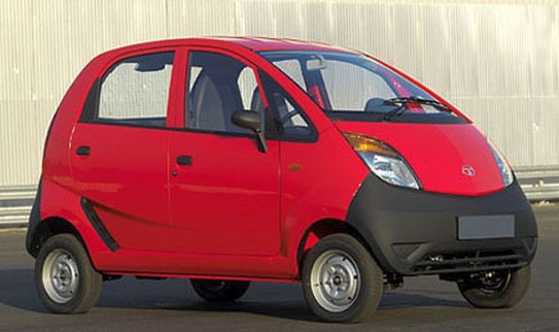 Thành công lớn nhất của mẫu xe siêu nhỏ Nano này có lẽ là khiến tên tuổi nhà sản xuất ô tô Tata của Ấn Độ trở nên nổi tiếng hơn bao giờ hết.